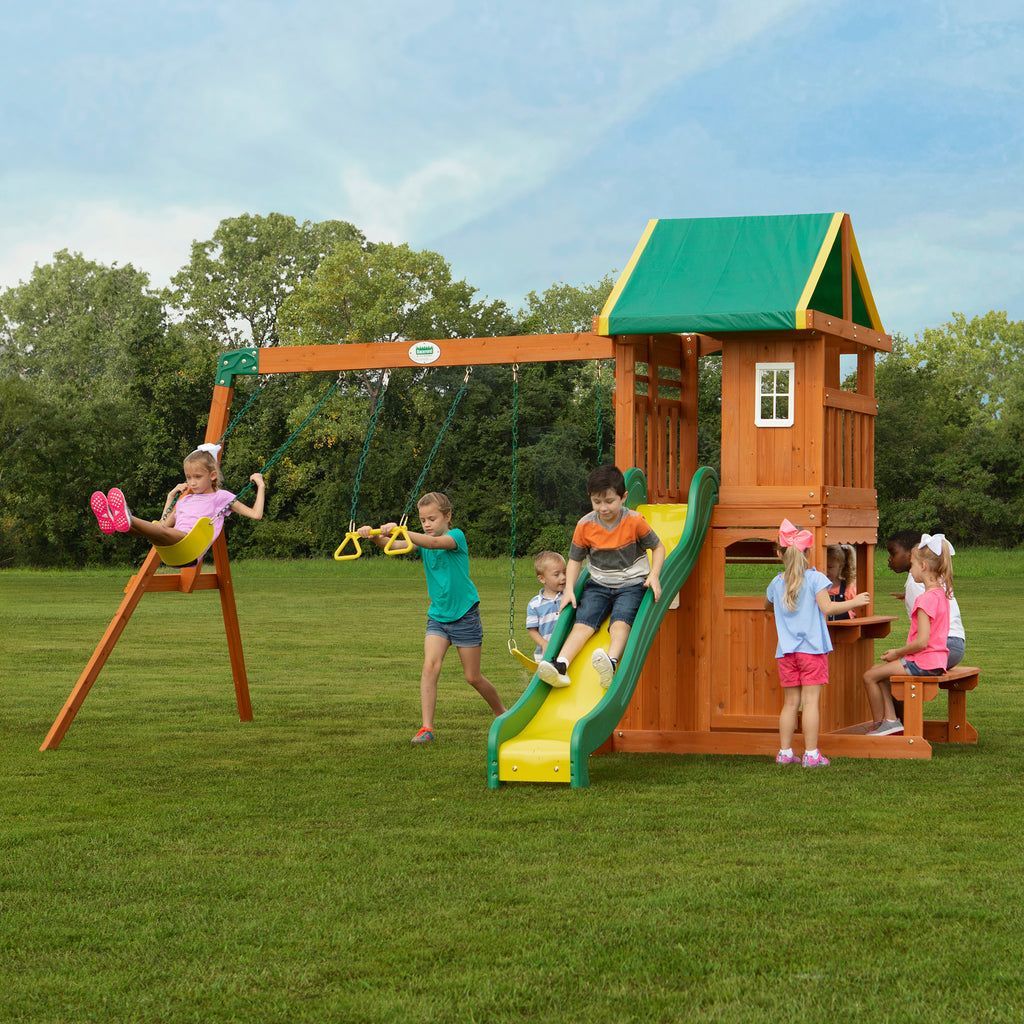 Oakmont Wooden Playhouse