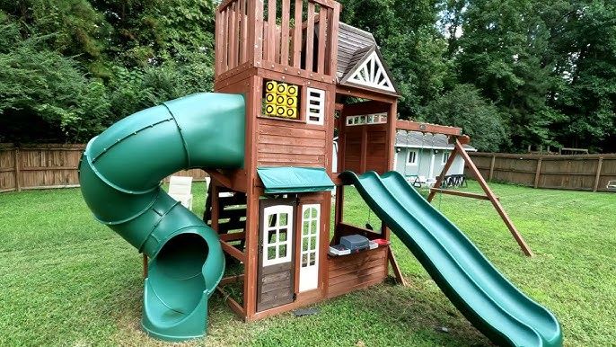 Cedar Summit Hilltop Playhouse