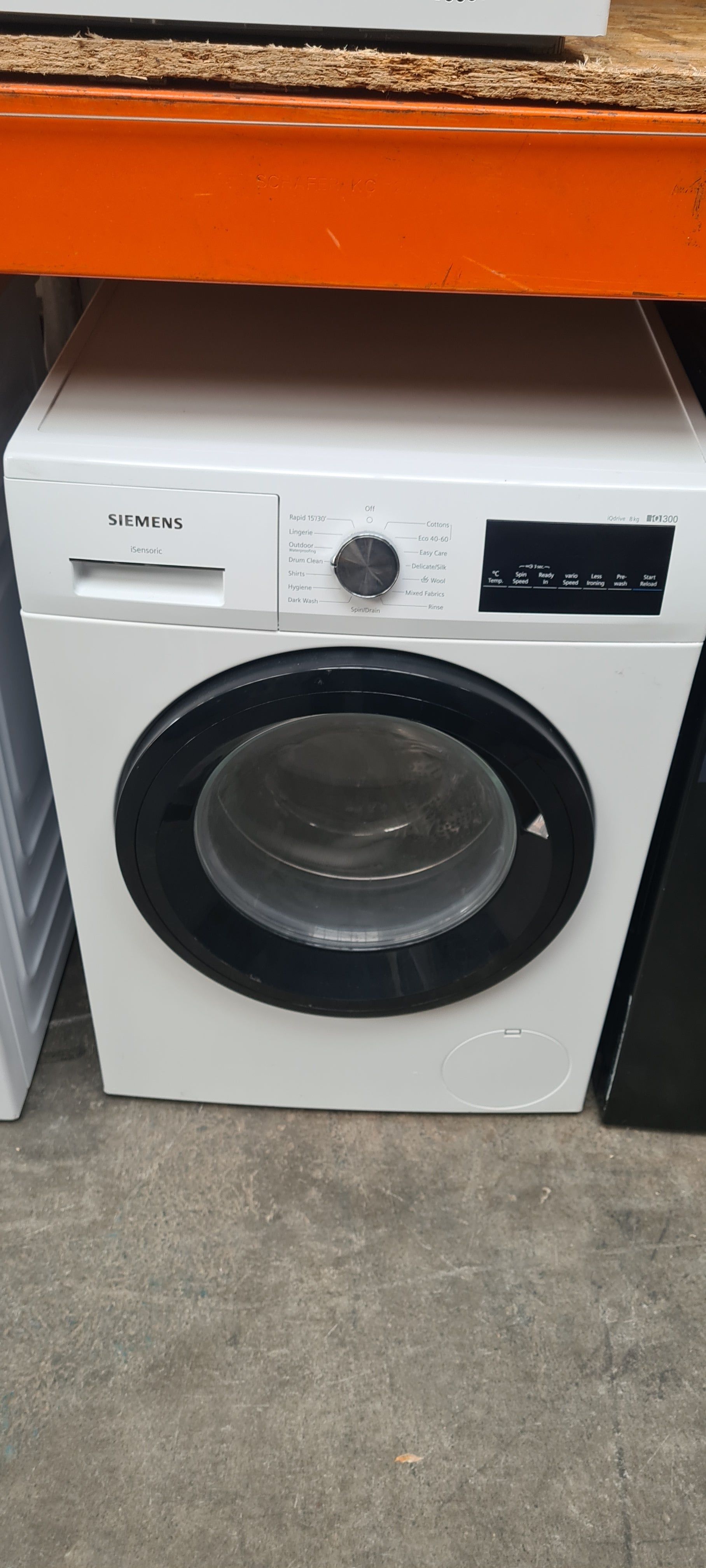 WM14N201GB iQ300 8 kg Washing Machine